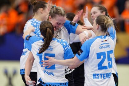 CSM Bucuresti calificata in faza eliminatorie a Ligii Campionilor de handbal feminin