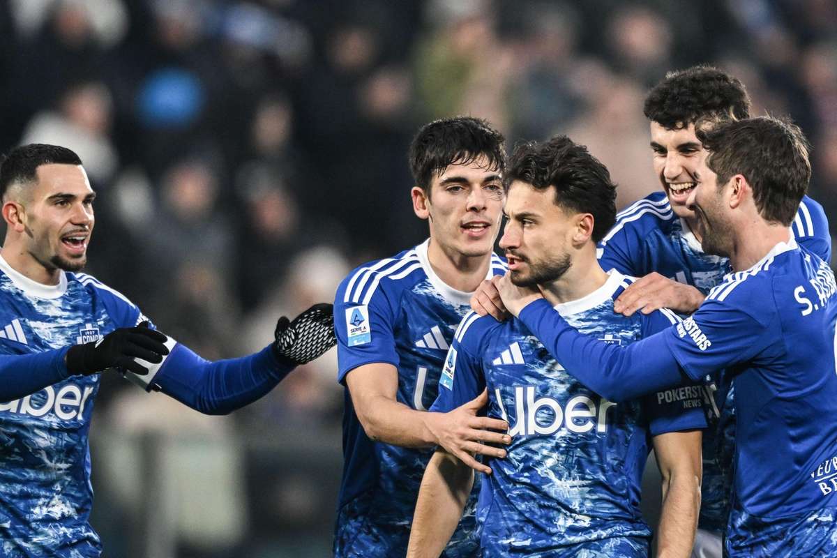 Cesc Fabregas a creat o echip remarcabila A invins Torino si se apropie de locurile din UCL