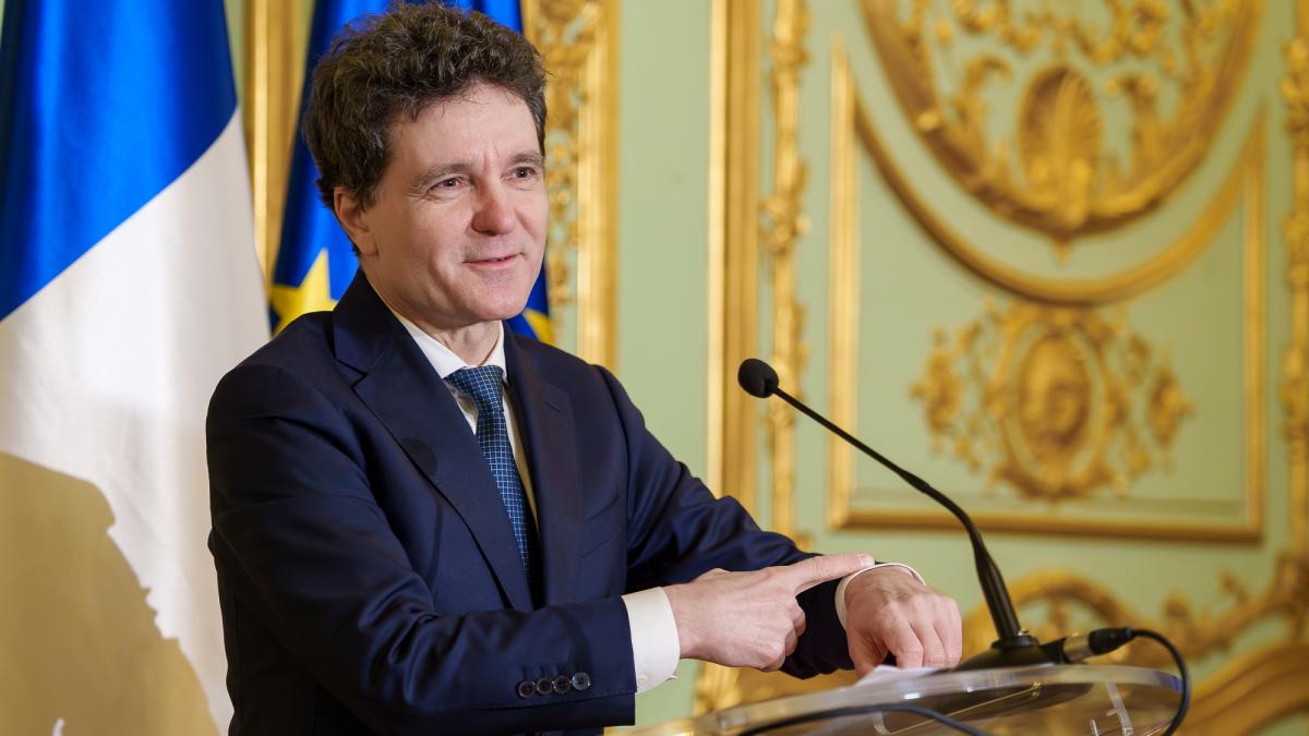 De ce Nicusor Dan nu participa la Davos Consilier prezidential Mesajul este nu calatoresc fara un scop