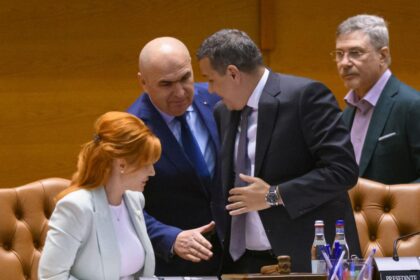 PSD il avertizeaza pe Ilie Bolojan cu o motiune de cenzura sprijinita de AUR Guvernam sau