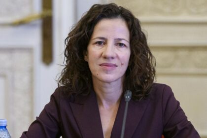 Roxana Minzatu va lua parte la Forumul Economic Mondial de la Davos Ce subiecte va aborda vicepresedinta