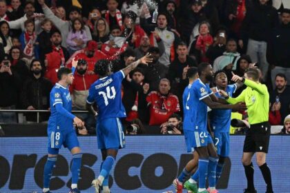 Benfica a initiat o ancheta in legatura cu doi suporteri care au facut gesturi rasiste catrea Vinicius