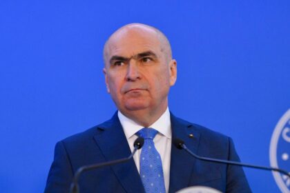 Bolojan mesaj pentru romanii afectati de razboi Personalul diplomatic si consular este in alerta pentru