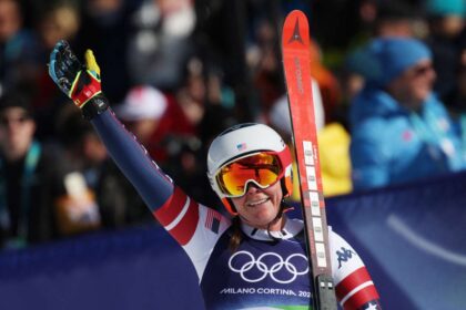 Campioana mondiala Breezy Johnson triumfa in proba de coborare la feminin