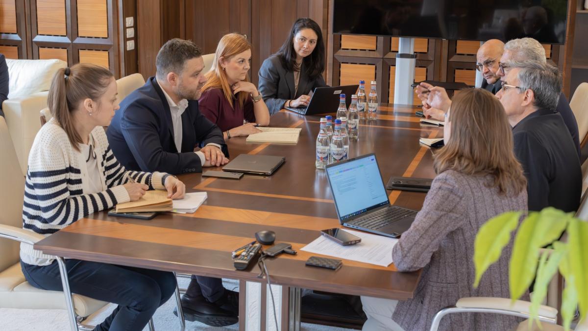 Ciprian Ciucu a discutat cu reprezentantii Bancii Mondiale despre optiunile de finantare pentru