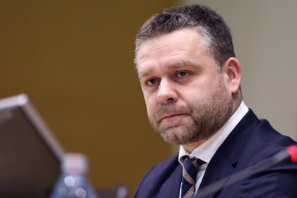 Ciprian Ciucu cere desprinderea de PSD Aces ta separare este esentiala pentru liberali Nu voi