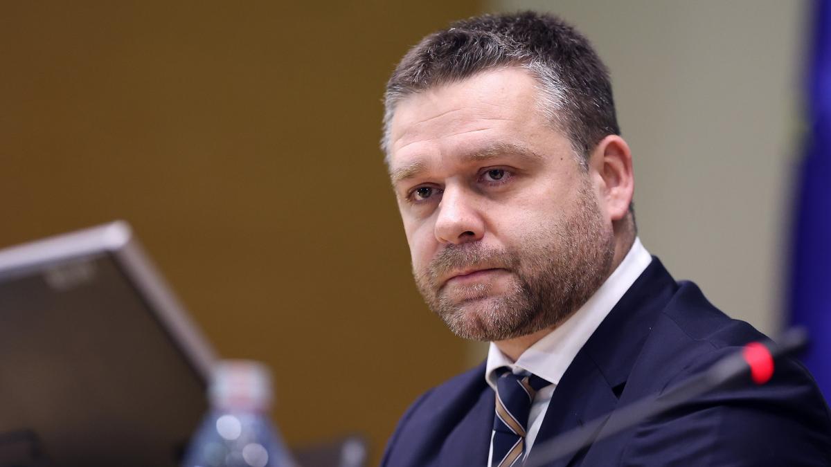 Ciprian Ciucu cere desprinderea de PSD Aces ta separare este esentiala pentru liberali Nu voi