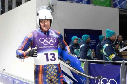 Echipa de sanie a Romaniei in finala de stafeta Progrmaul tricolorilor in Ziua 6 a Olimpiadei