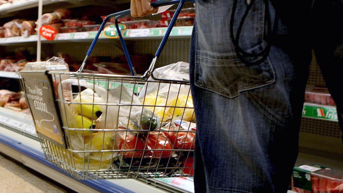 Florin Barbu va propune o noua plafonare a marjelor comerciale in functie de inflatie Consumul