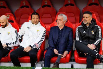 Intoarcerea lui Jose Mourinho pe Bernabeu umbrita de suspendare si de scandalul rasismului