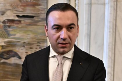 Ivan convocat in Parlament dupa criza de la Curtea de Arges Nu Ministerul Energeticii asigur apa