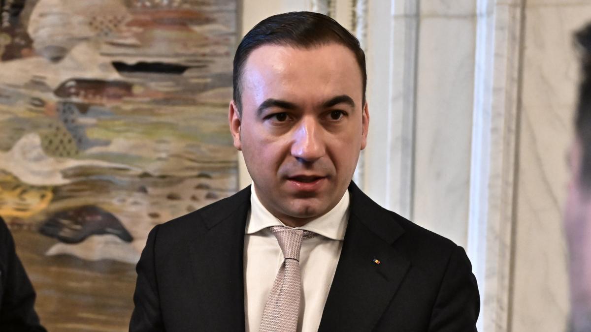 Ivan convocat in Parlament dupa criza de la Curtea de Arges Nu Ministerul Energeticii asigur apa