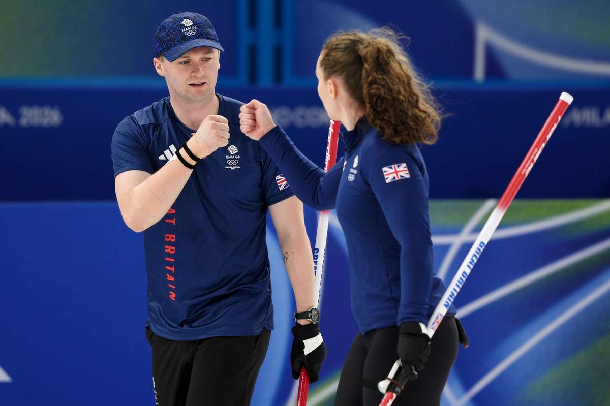 Milano Cortina Marea Britanie prima echipa calificata in semifinalele competitiei de dublu mixt de la Milano