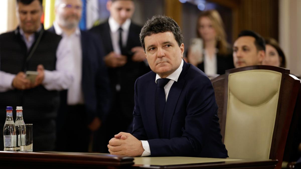 Nicuser Dan despre dezbaterile CCR referitoare la pensiile magistratilor este o problema care se amana imi