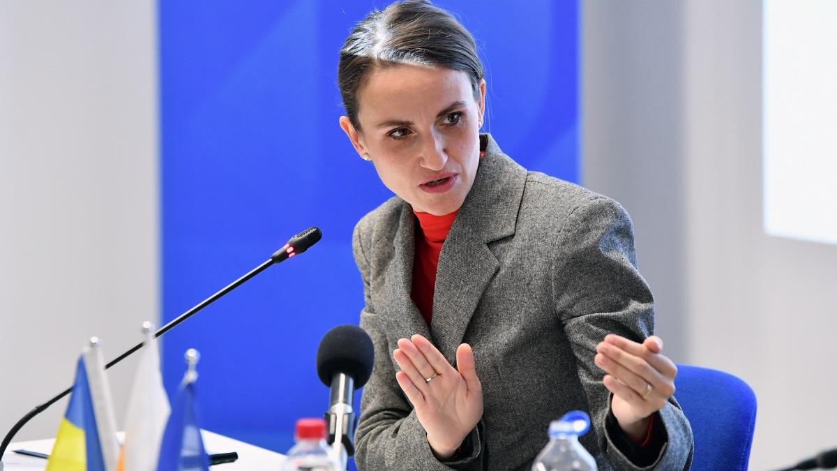 Oana Toiu participanta la prima intalnire ministeriala consacrata mineralelor rare organizata la