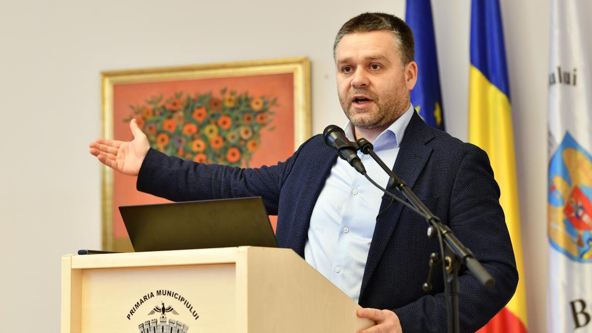 Primarul Ciprian Ciucu anunta controale la locuintelele sociale Nu exista niciun fel de