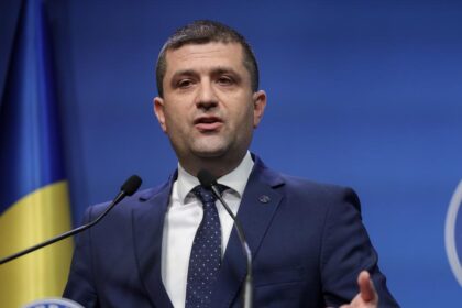 Radu Miruta mesaj adresat AUR Daca sunt utilizati pentru a redirectiona fondurile provenite din SAFE le