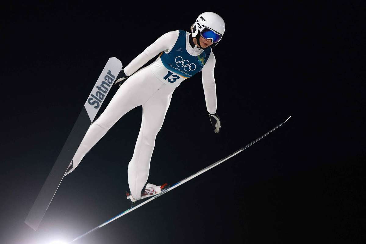 Romnia pe locul 12 la srituri cu schiurile Slovenia obtine medalia de aur olimpica