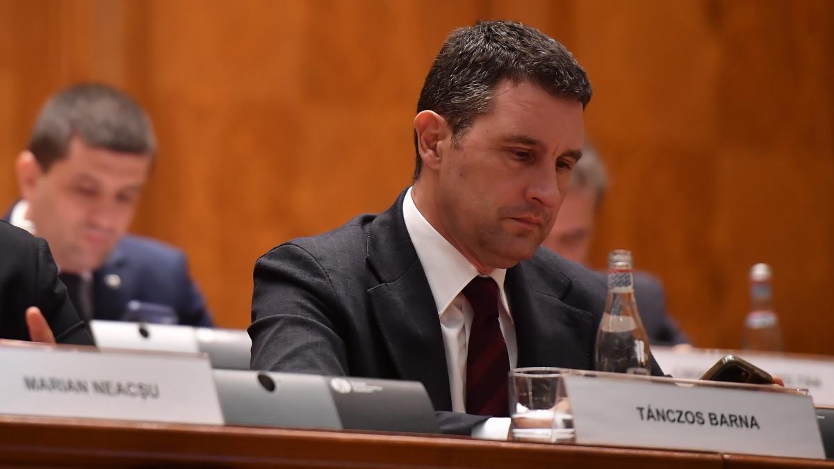 Tanczos Barna Salariile din administratia publica locala sunt insuficiente