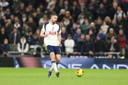 Thomas Frank l a nominalizat pe Radu Dragusin in lista UEFA pentru optimile Ligii Campionilor
