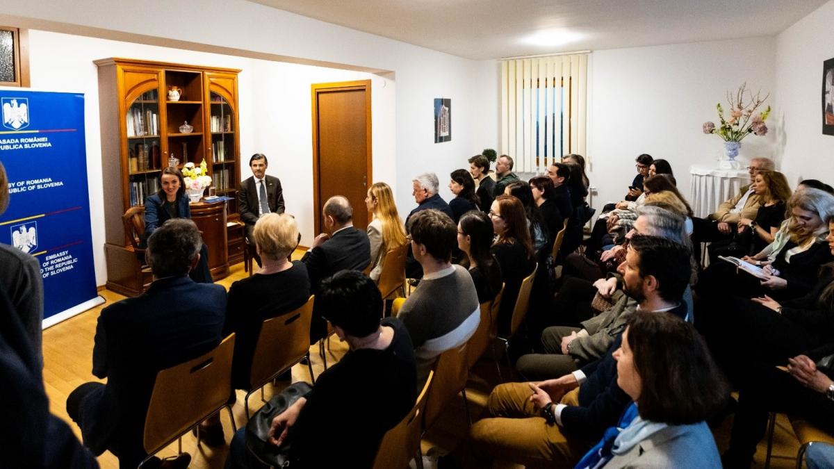 Vizita oficiala a sefei diplomatiei romane in Slovenia prima de acest rang dupa cinci ani