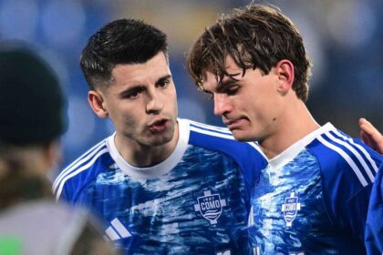 antrenorul lui como cesc fabregas ii aduce critici lui morata dupa infrangerea cu fiorentina joaca un alt sport