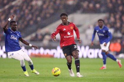 transmisie in direct everton manchester united ultimul meci al rundei