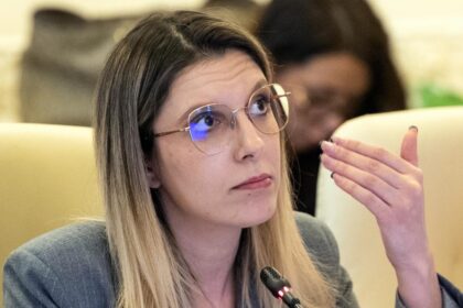 Ageniile de turism o critic pe ministra TikTok Buzoianu este uor s identifici probleme