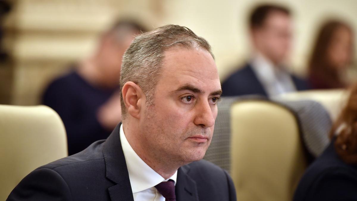 Alexandru Nazare nu aproba reducerea accizei la combustibili Nu garanteaza o scadere a pretului