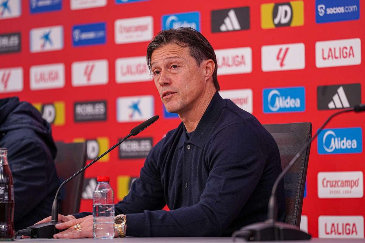 Antrenorul castigatoarei a sapte trofee Europa League si a dat demisia