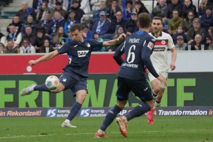 Barcelona se lupta cu Chelsea si Bayern Munchen pentru un atacant din Bundesliga