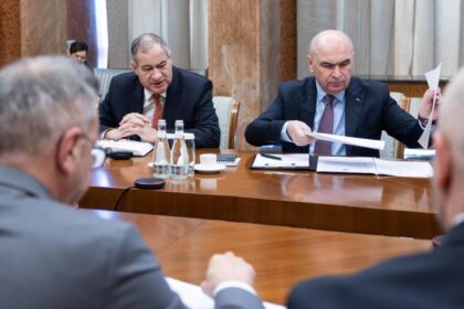 Bugetul pentru 2026 a fost prezentat Pensii si salarii inghetate Riscurile semnalae de Guvern
