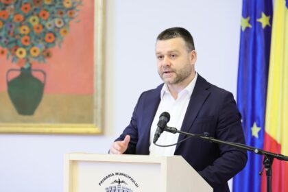 Ciprian Ciucu ii avertizeaza pe membrii Consiliului de Administraie al STB Faceti deciziile pentru care sunteti platiti daca