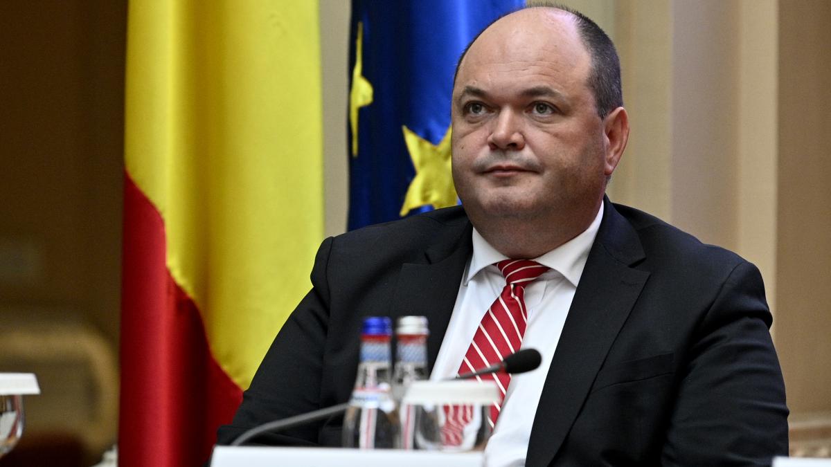 Consilierul lui Bolojan Statul roman nu are resurse financiare pentru a diminua pretul carburantilor