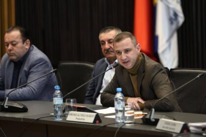 Doua comune din Timis vor fuziona Consiliul Judetean ofera stimulente financiare Simionis