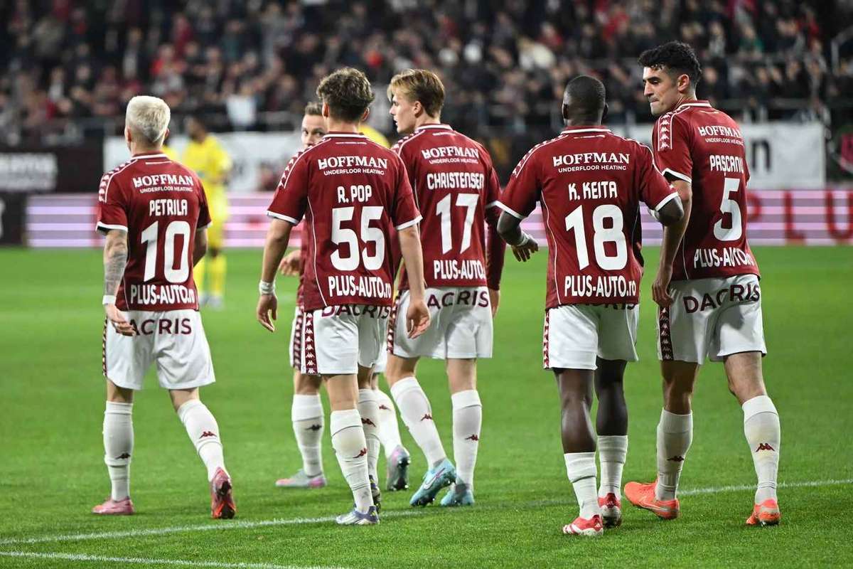 Fotbalistul de la Rapid audiat de politie dupa un accident in Bucuresti O femeie a fost internata la terapie intensiva