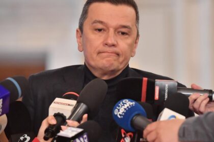 Grindeanu afirma ca in proiectul de buget nu este inclusa cresterea salariului minim desi aceasta a fost