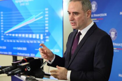Ministerul Finantelor va publica proiectul de buget cel tarziu marti