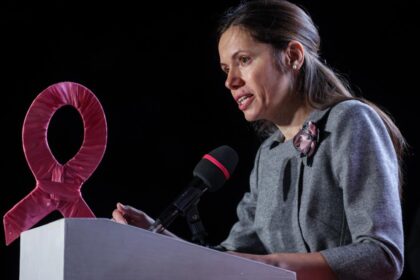 Mirabela Gr dinaru apel catre parinti in cadrul dezbaterii despre dependente Fiti atenti la taceri nu