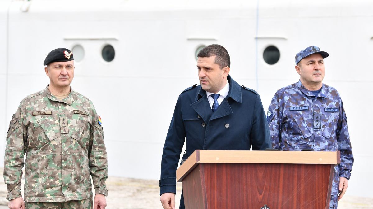 Miruta ii raspunde lui Georgescu despre Baza Kogalniceanu Termeni care par preluati din manuale