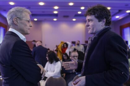 Nicuisor Dan il sprijina pe Dacian Ciolos pentru postul de secretar general al Organizatiei