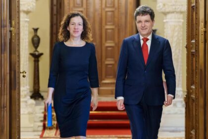 Nicushor Dan discutie cu Roxana Minzatu vicepresedinta CE este crucial ca bugetul UE sa
