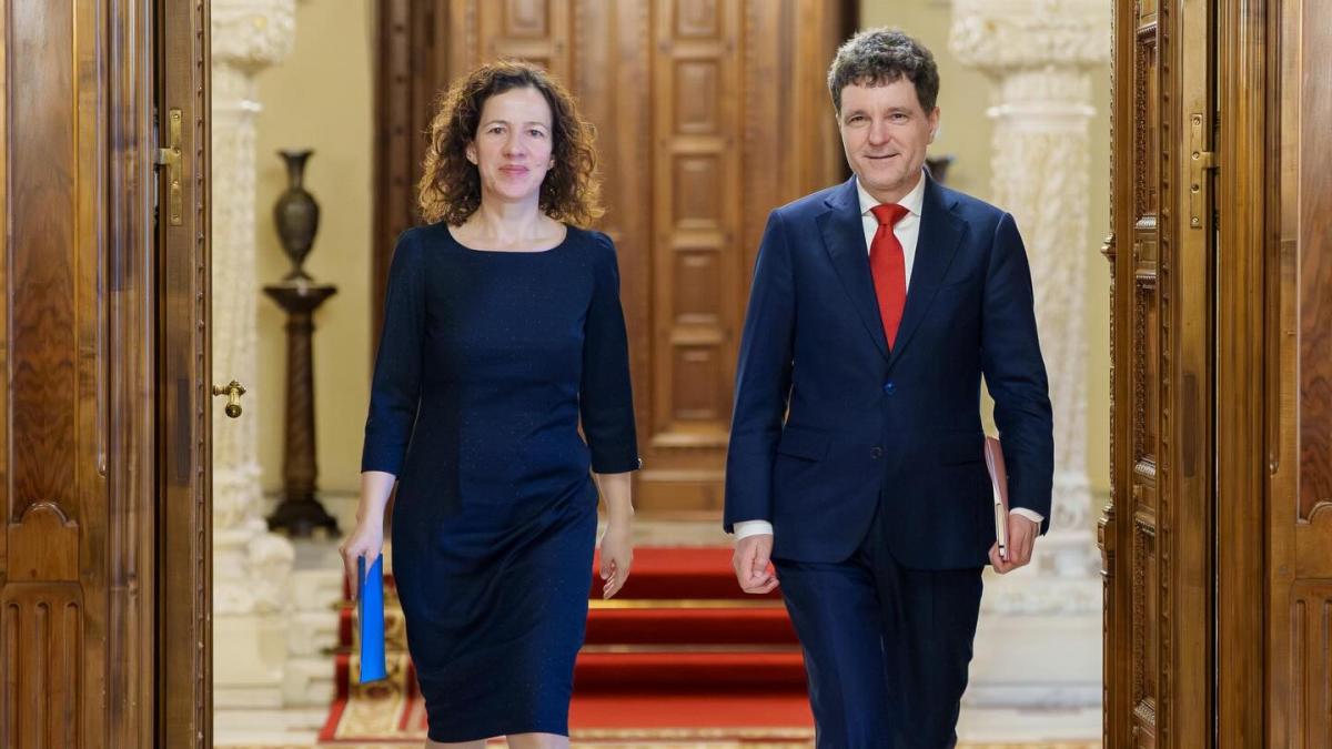 Nicushor Dan discutie cu Roxana Minzatu vicepresedinta CE este crucial ca bugetul UE sa