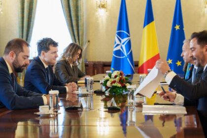 Nicussor Dan a avut o ntalnire cu conducerea OMV Petrom Am discutat si despre preturile combustibilului