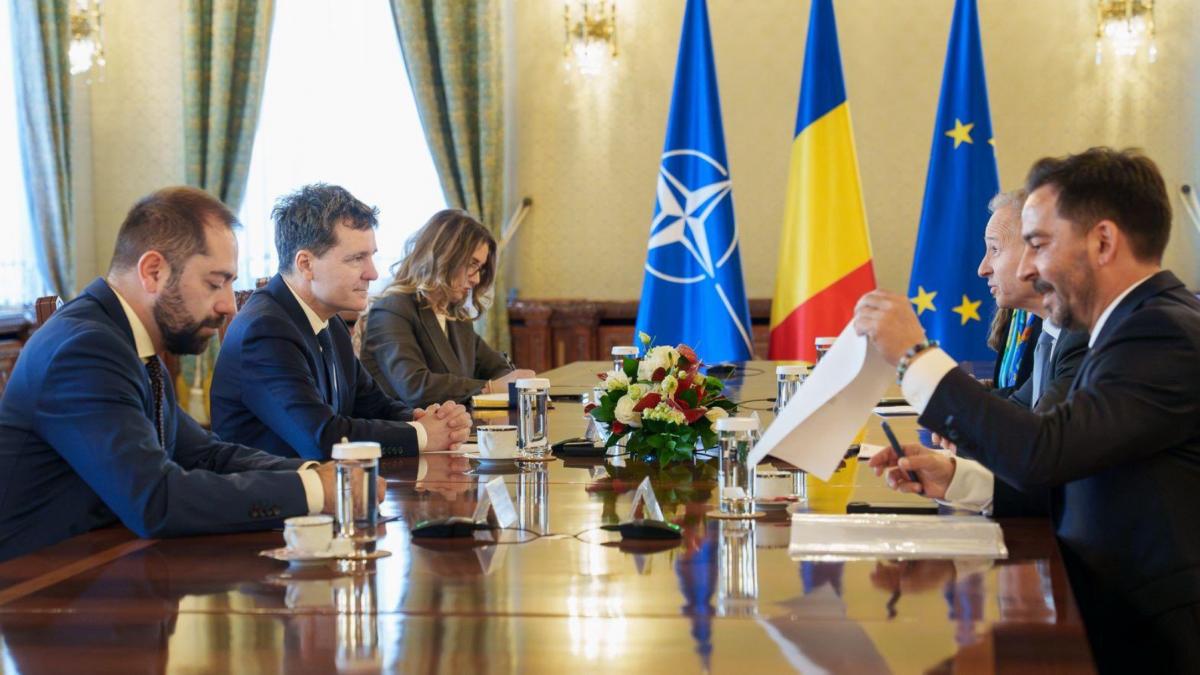 Nicussor Dan a avut o ntalnire cu conducerea OMV Petrom Am discutat si despre preturile combustibilului