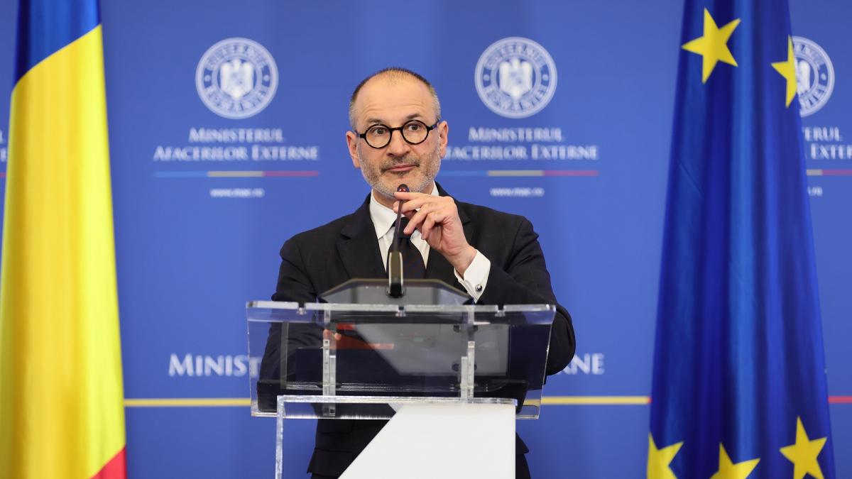Noi clarificari din partea MAE in legatura cu avionul fiicei lui Victor Ponta Colegii din Dubai au