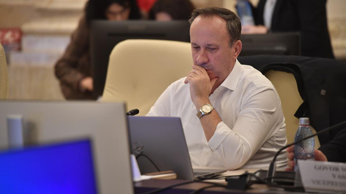 PNL a sesizat CNCD dupa reacia nervoasa a lui Adrian Caciu in cadrul comisiei de buget Recidiveaza