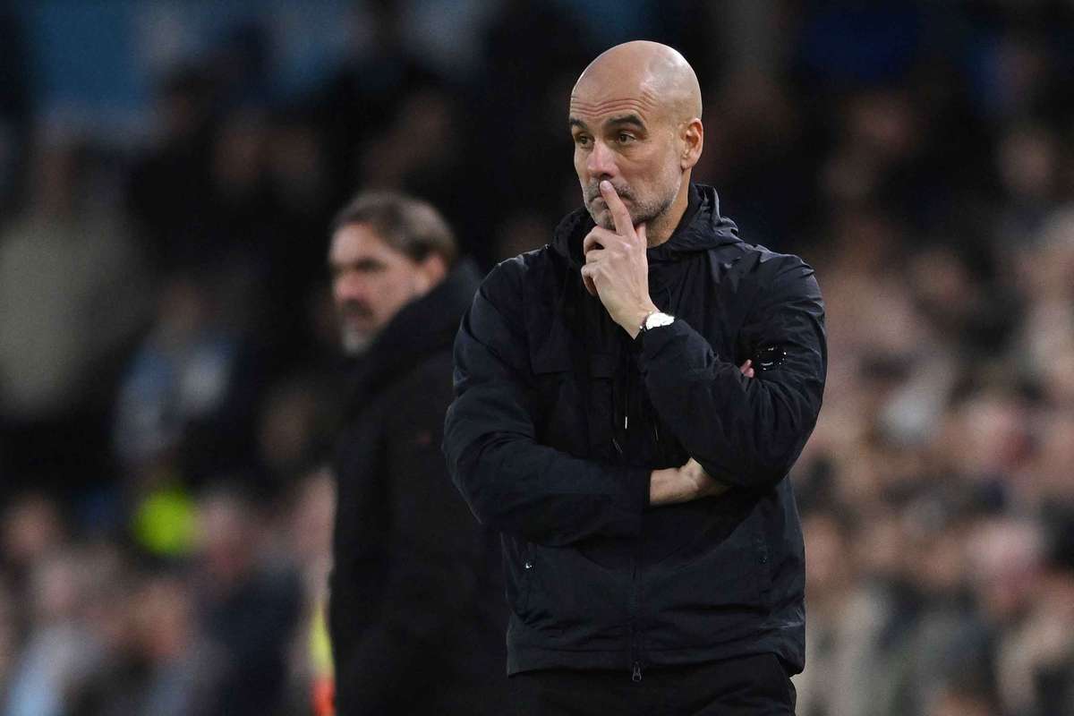 Pep Guardiola ii reproseaza pe fani pentru huiduielile din timpul pauzei de Ramadan Care este problema
