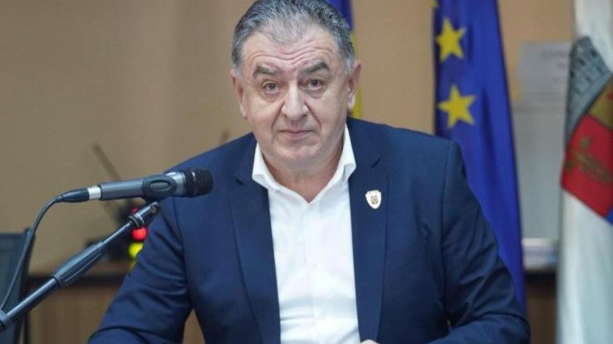 Primarul social democrat din Pitesti acuzatii impotriva parlamentarilor PSD din Arges Nu ofera ajutor
