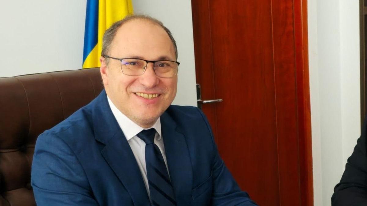 Romania are un nou ministru al Educatiei dupa doua luni Nicusor Dan a semn at decretul de numire a